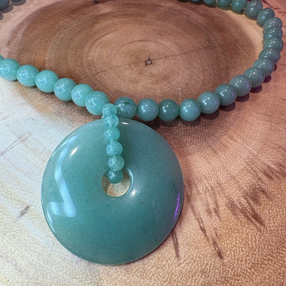 Aventurine Necklace💚✨ - Picture 3 of 6
